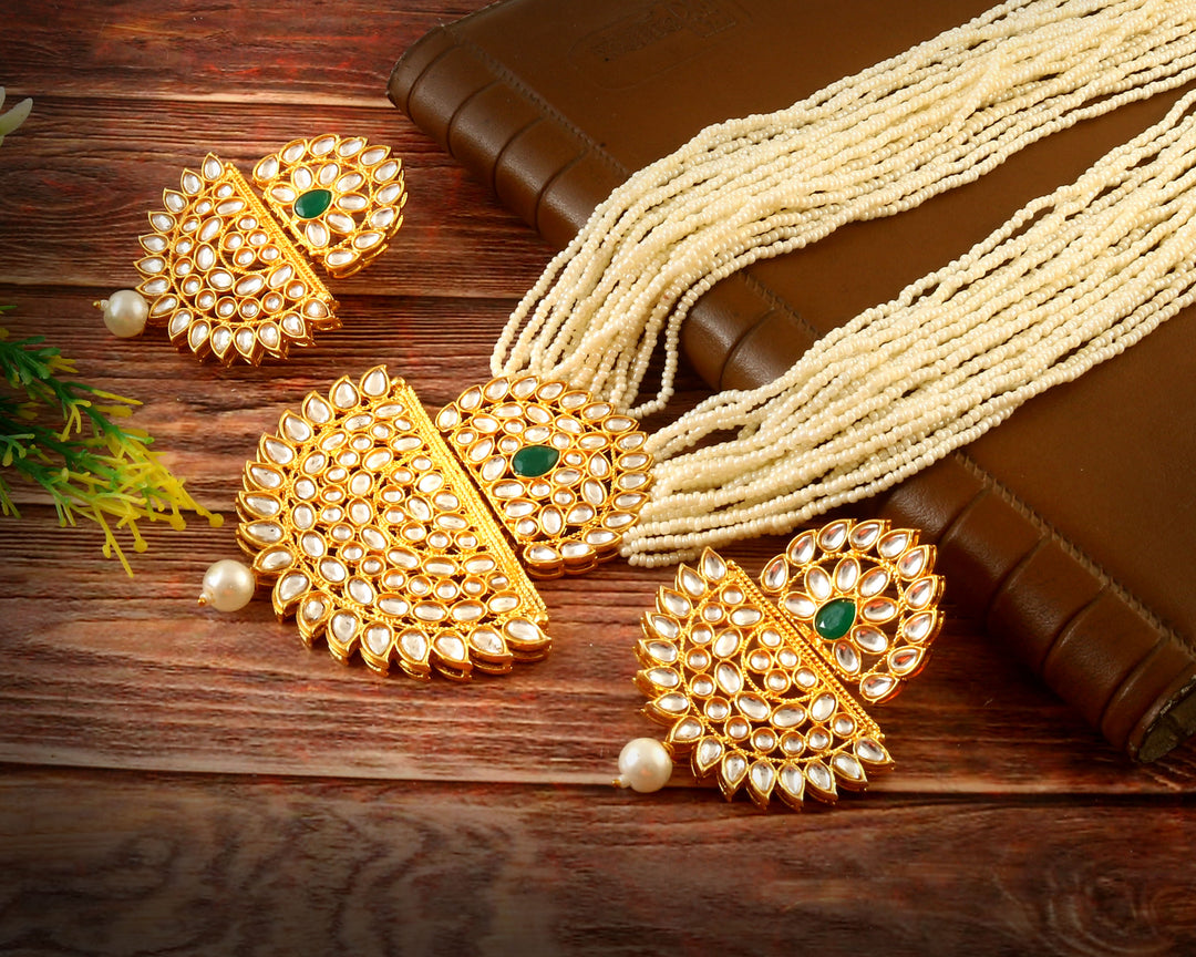 Gold-Plated Kundan Studded & Pearls Beaded Jewellery Set (Red)